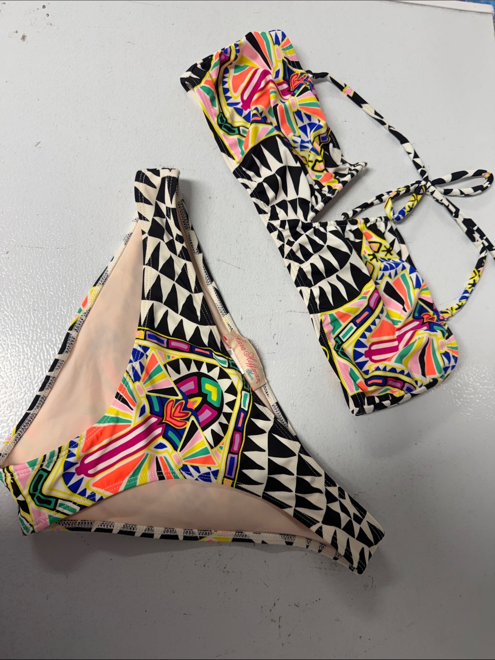MARA HOFFMAN Multicolor GeoPrint Bikini Large Top (Strap Optional) Medium Bottom